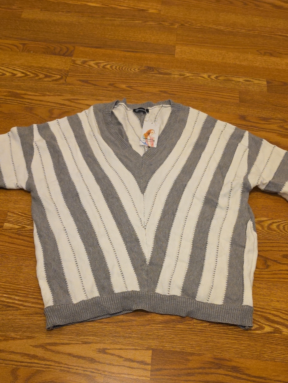 Women’s V-Neck Striped Sweater - Gray & White